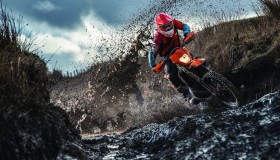 威尼斯人官网-字母哥统治级表现引爆全场，雄鹿球迷，这三年，我们等到了！